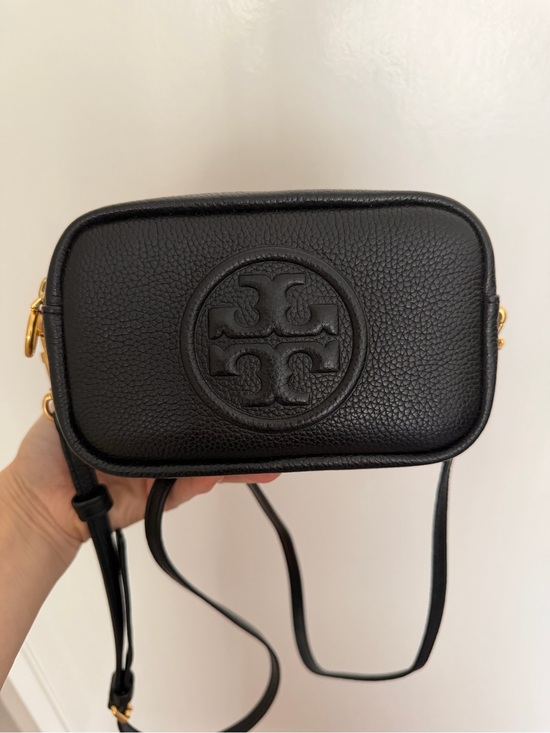 Tory Burch Handbags - Tory Burch Crossbody Bag